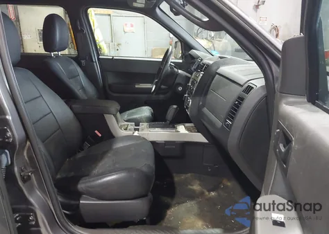2011 Ford Escape Xlt from USA, damaged, VIN 1FMCU0DG4BKB94396